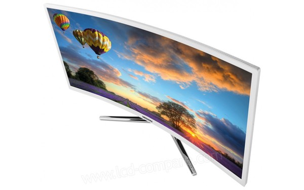 MEDION Akoya X58434 - Vue du dessous par la droite