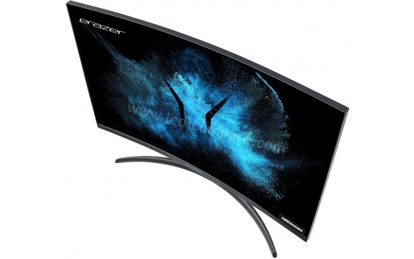 MEDION Erazer X52773 - Vue en contre-plong&eacute;e