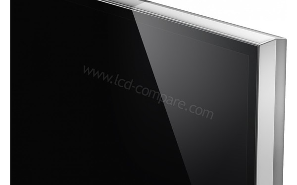 PANASONIC TX-65AX900E - Zoom sur le coin sup&eacute;rieur droit