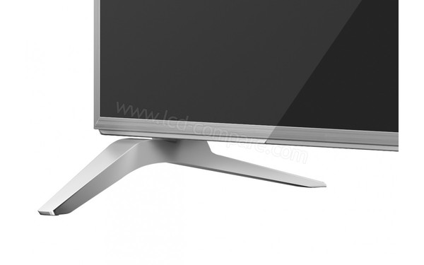 PANASONIC TX-65DX780E - Zoom sur le coin inf&eacute;rieur gauche