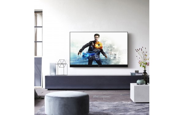 PANASONIC TX-65HZ2000 - Mise en situation