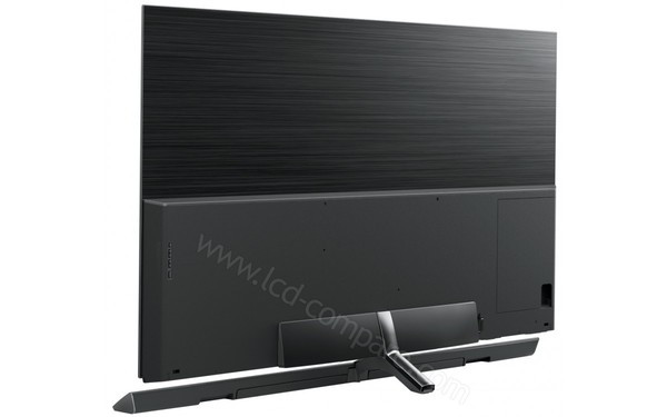 PANASONIC TX-77EZ1000E - Vue 3/4 arri&egrave;re 2