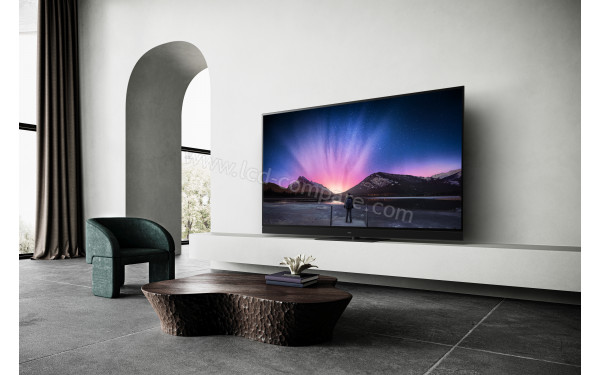 PANASONIC TX-77LZ2000 - Mise en situation