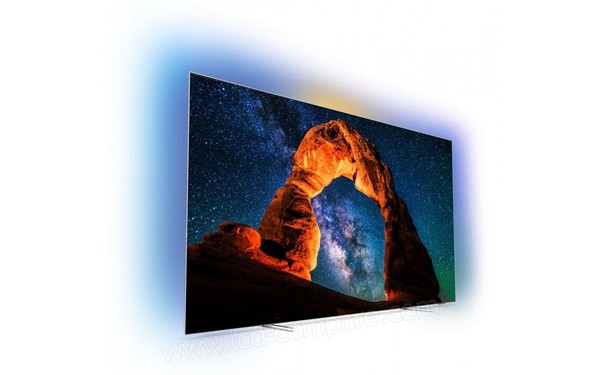 PHILIPS 55OLED803 - Vue 3/4 gauche avec Ambilight