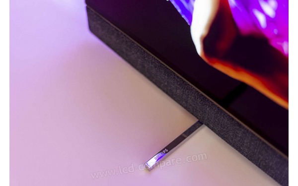 PHILIPS 65OLED903 - Zoom sur la partie basse