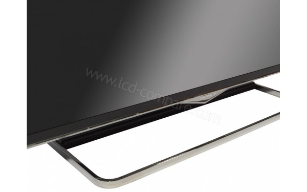 SALORA 43UHX4500 - Zoom sur la partie basse