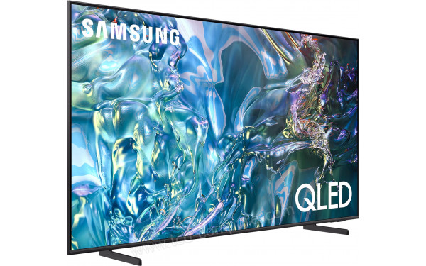 SAMSUNG 55Q60C - Vue 3/4 gauche