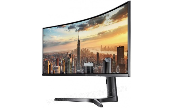SAMSUNG C43J890DKU - Vue 2/4 droite