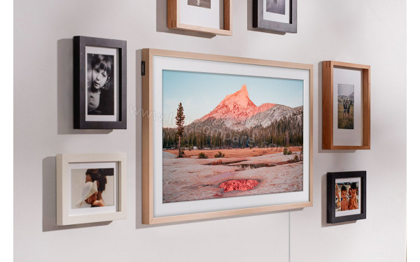 SAMSUNG The Frame GQ32LS03BBUXZG - Mise en situation