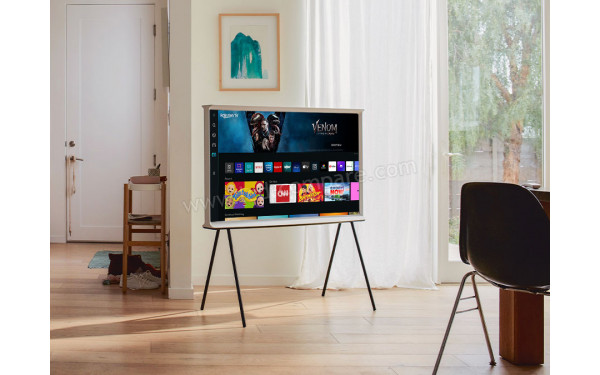 SAMSUNG The Serif GQ50LS01BAUXZG - Mise en situation