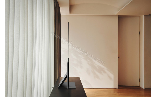 SAMSUNG GQ55S95BATXZG - Mise en situation