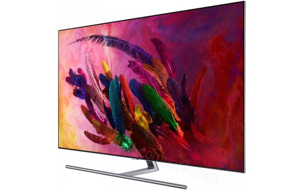 SAMSUNG GQ65Q7FNGTXZG - Vue 3/4 droite