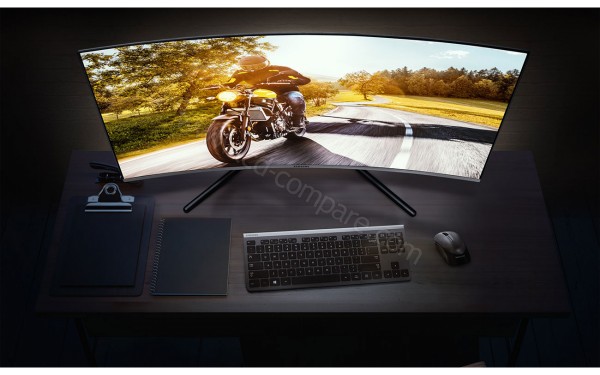 SAMSUNG U32R590CWR - Mise en situation n&deg;1