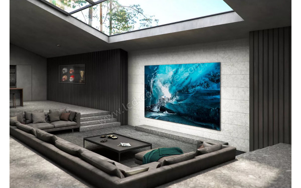 SAMSUNG MNA76MS1C - Mise en situation