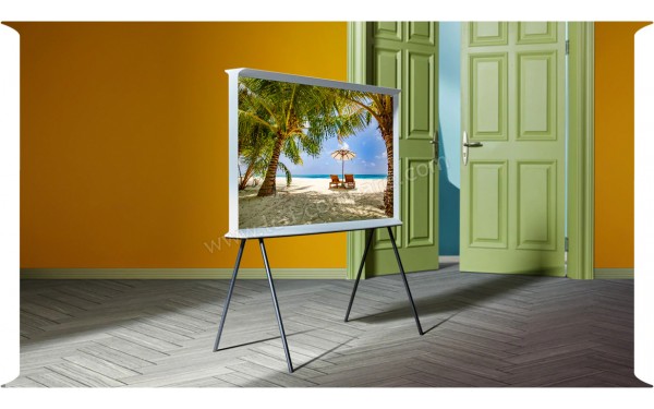 SAMSUNG The Serif QE43LS01TA - Mise en situation