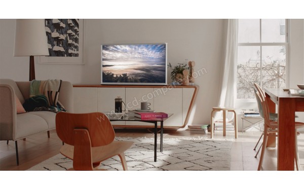 SAMSUNG The Serif QE49LS01RASXXN - Mise en situation