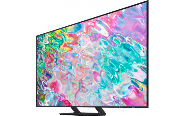 SAMSUNG QE55Q70BATXXH - Vue en contre-plong&eacute;e