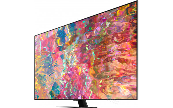 SAMSUNG QE55Q80BATXXN - Vue en contre-plong&eacute;e