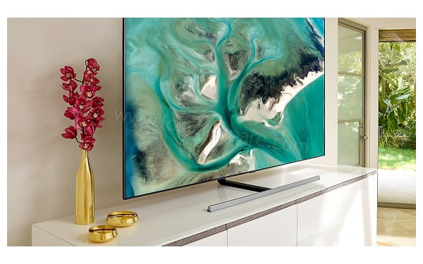 SAMSUNG QE65Q80RATXZG - Mise en situation n&deg;2