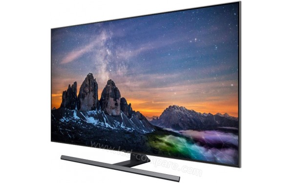 SAMSUNG QE65Q82R - Vue 3/4 droite