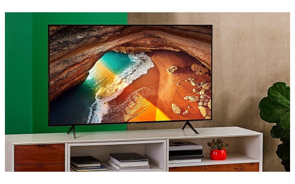 SAMSUNG QE75Q60RALXXN - Mise en situation n&deg;2