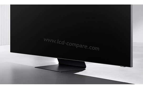 SAMSUNG QE82Q800T - Mise en situation