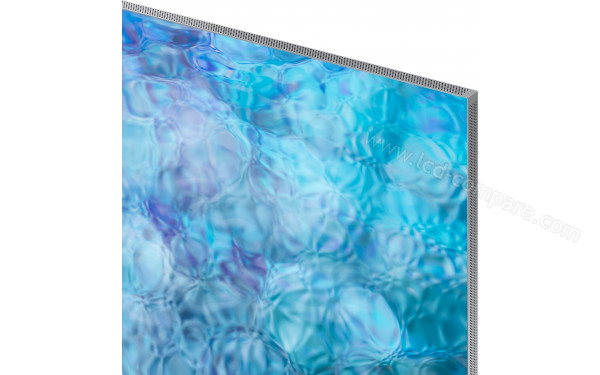 SAMSUNG QE85QN900A - Zoom sur le coin sup&eacute;rieur droit