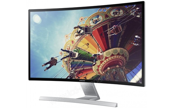 SAMSUNG S27D590C - Vue 3/4 droite