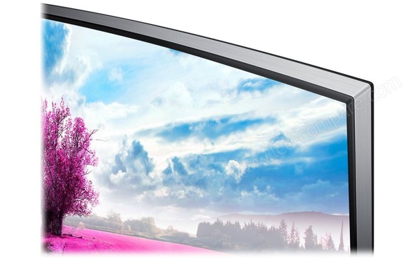 SAMSUNG S29E790C - Zoom sur le coin sup&eacute;rieur droit