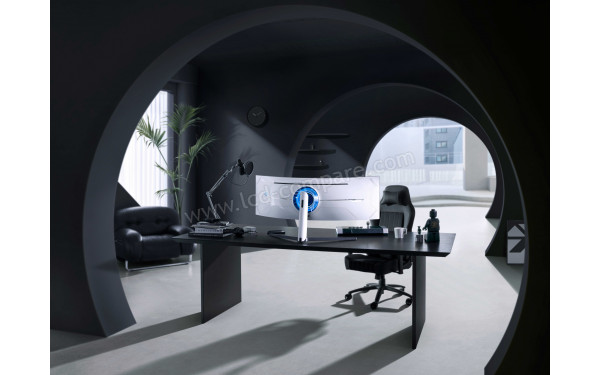 SAMSUNG S49AG950NU - Mise en situation