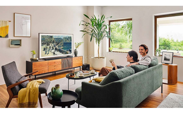 SAMSUNG The Frame TQ55LS03D-BF - Mise en situation