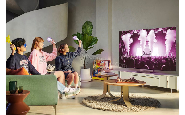 SAMSUNG TQ75QN900D - Mise en situation