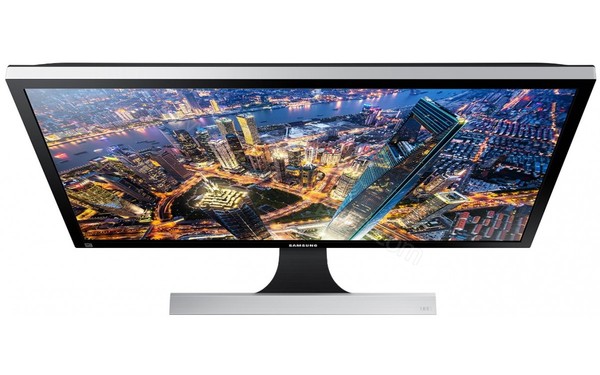 SAMSUNG U24E590D - Vue du dessus