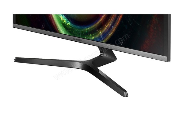 SAMSUNG U28H750UQU - Zoom sur la partie basse
