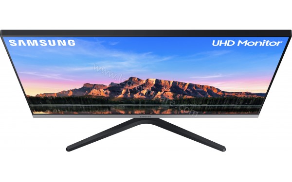 SAMSUNG U28R552UQU - Vue en contre-plong&eacute;e