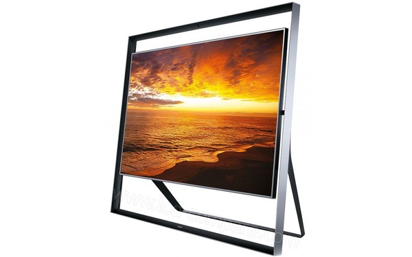 SAMSUNG UE110S9 - Vue 3/4 droite