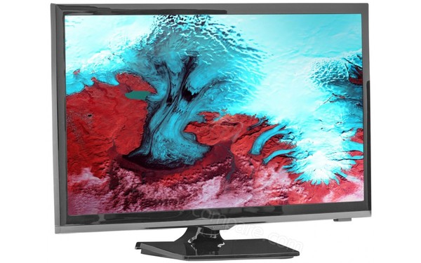 SAMSUNG UE22K5000AKXZG - Vue 3/4 gauche (cr&eacute;dit : Boulanger)