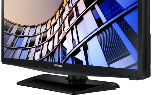 SAMSUNG UE24N4305AE - Zoom sur la partie basse