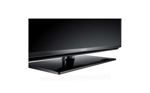 SAMSUNG UE32EH5300WXZG - Zoom sur la partie basse