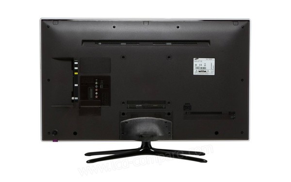 SAMSUNG UE40F6100 - Vue de l'arri&egrave;re (cr&eacute;dit : Boulanger)