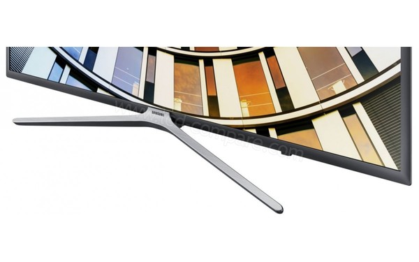 SAMSUNG UE43M5575 - Zoom sur la partie basse