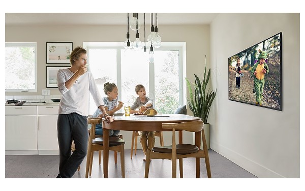 SAMSUNG UE43RU7402UXXH - Mise en situation n&deg;2