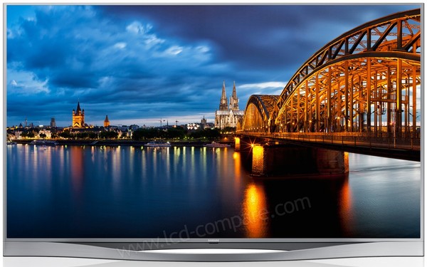 SAMSUNG UE46F8500 - Vue de face