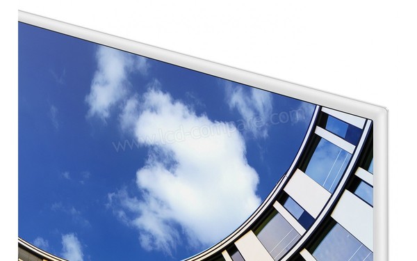 SAMSUNG UE49M5515 - Zoom sur le coin sup&eacute;rieur droit