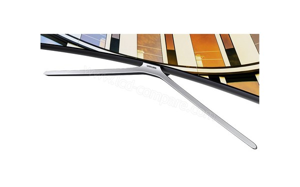 SAMSUNG UE49M6302AKXXH - Zoom sur la partie basse