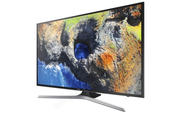 Cette TV QLED 4K UHD Samsung 55″ est à moins de 700 euros chez Rue du  Commerce
