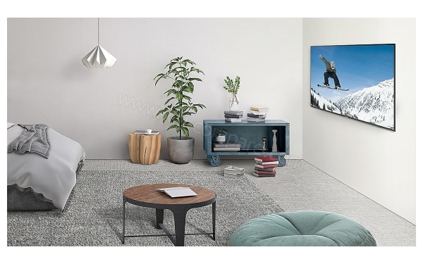 SAMSUNG UE50RU7100WXXN - Mise en situation n&deg;2 (peut varier en fonction de la taille du mod&egrave;le)