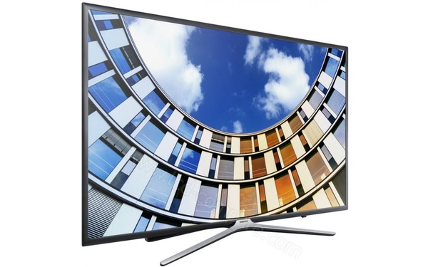 SAMSUNG UE55M5500AKXZT - Vue 3/4 gauche