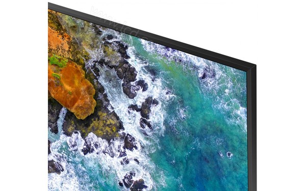 SAMSUNG UE55NU7400UXZT - Zoom sur la partie haute droite