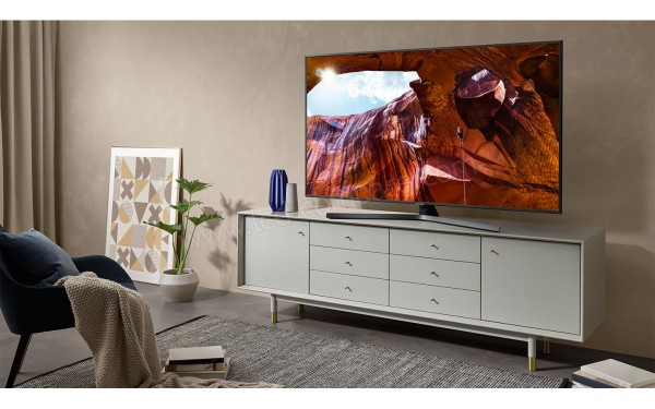 SAMSUNG UE55RU7400UXZT - Mise en situation n&deg;1